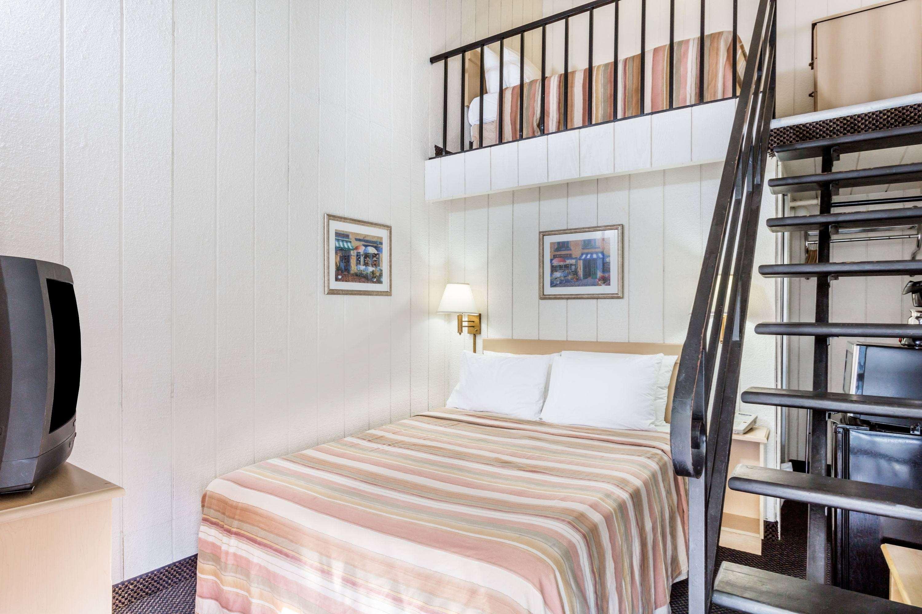 ทราเวลลอดจ์ บาย วินด์แฮม แฟร์ฟิลด์/นาปา แวลเลย์ Hotel ภายนอก รูปภาพ