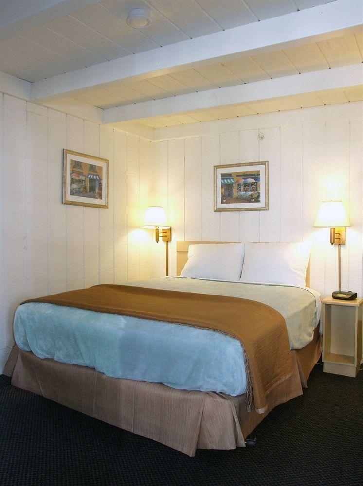 ทราเวลลอดจ์ บาย วินด์แฮม แฟร์ฟิลด์/นาปา แวลเลย์ Hotel ภายนอก รูปภาพ