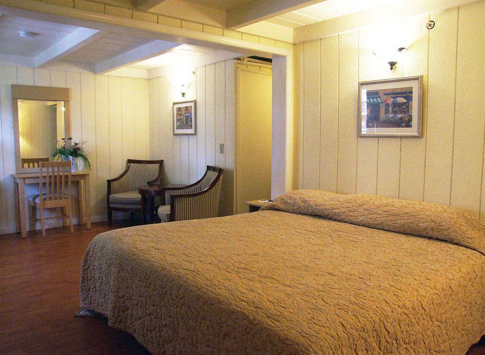 ทราเวลลอดจ์ บาย วินด์แฮม แฟร์ฟิลด์/นาปา แวลเลย์ Hotel ภายนอก รูปภาพ