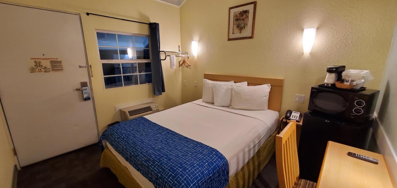ทราเวลลอดจ์ บาย วินด์แฮม แฟร์ฟิลด์/นาปา แวลเลย์ Hotel ภายนอก รูปภาพ