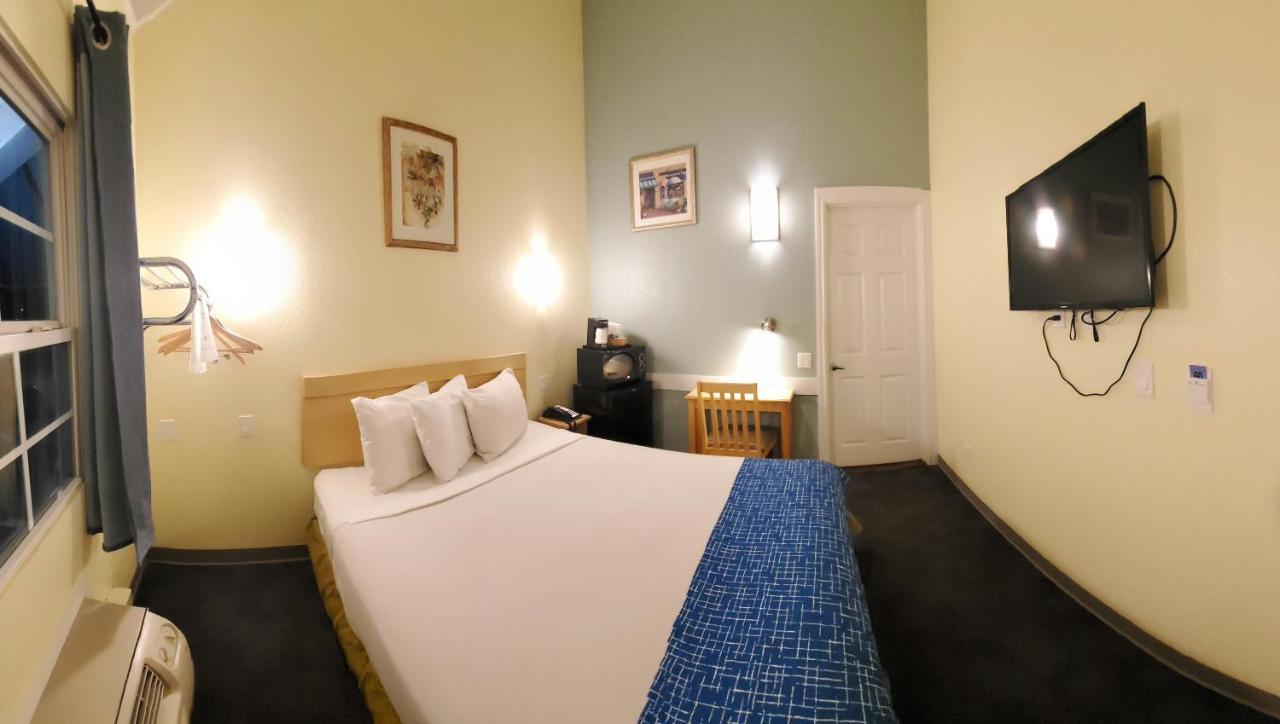 ทราเวลลอดจ์ บาย วินด์แฮม แฟร์ฟิลด์/นาปา แวลเลย์ Hotel ภายนอก รูปภาพ